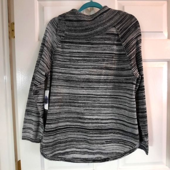 Great Northwest Indigo Sweater; Side Button Cowl Collar; Black & Gray - Picture 6 of 7